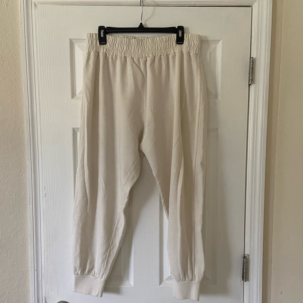 NWOT cream out from under jogger sweatpants from urban outfitters